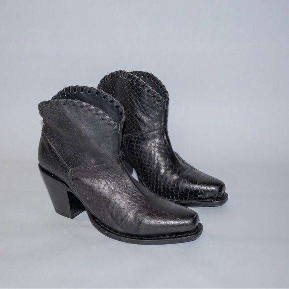 Alice + Olivia Womens Black Leather Cowboy Heeled Ankle Boots Size US 6 - Picture 1 of 9